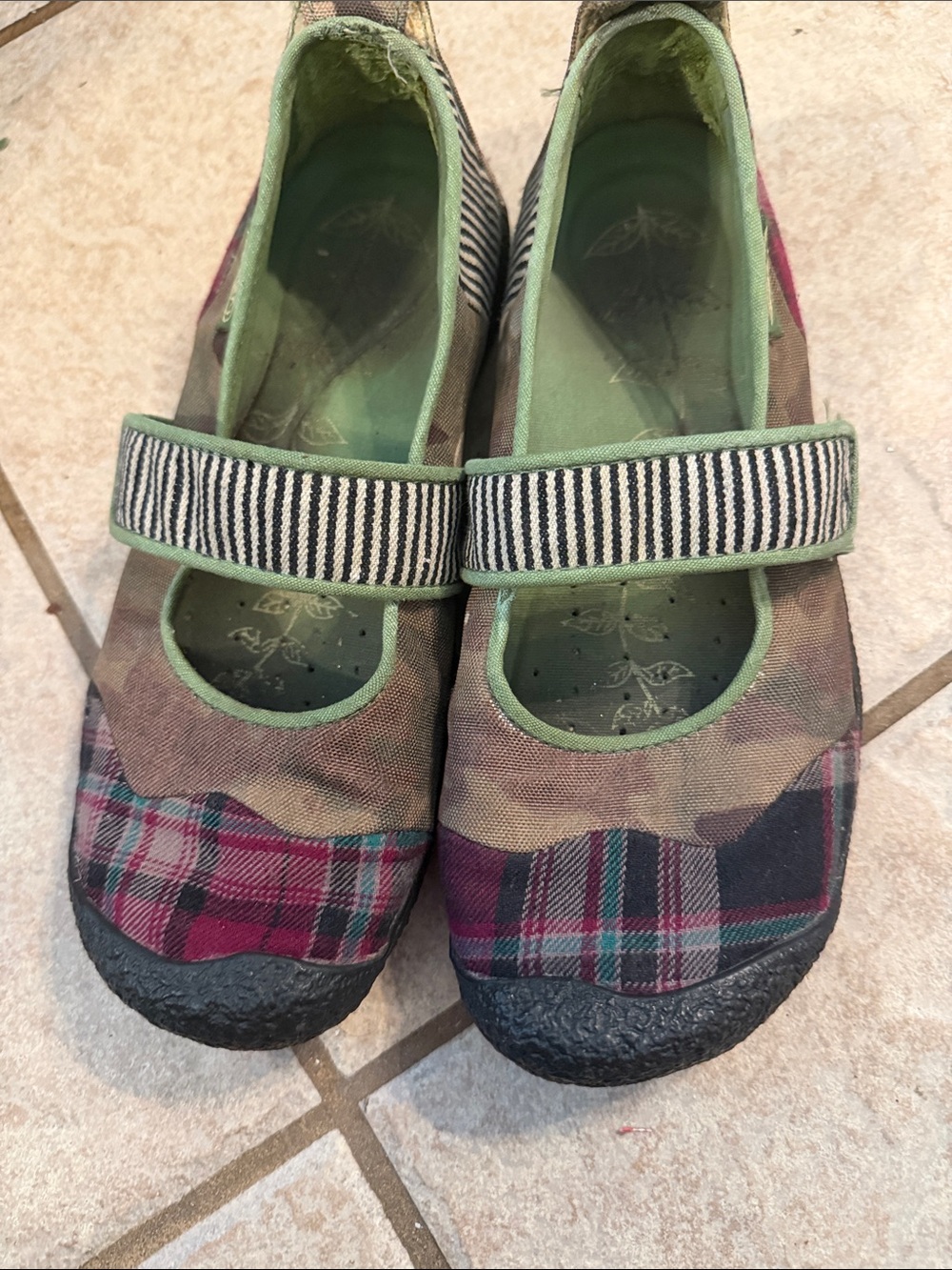 Keen Women Plaid Mary Jane Shoes in Green and Burgundy